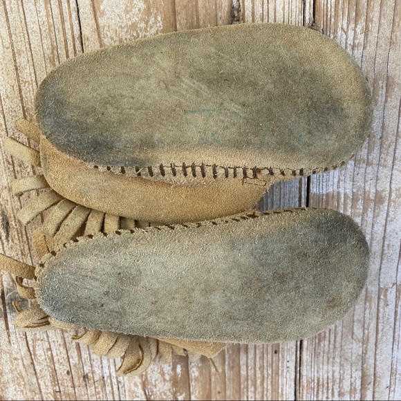 Minnetonka toddler moccasins - Picture 3 of 4